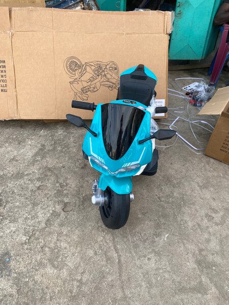 Moto électrique enfant