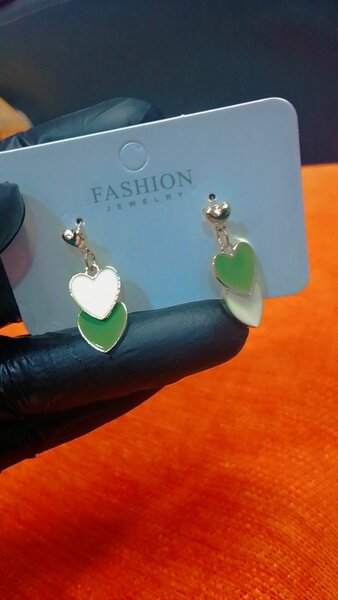 Boucles d'oreilles cœurs élégantes