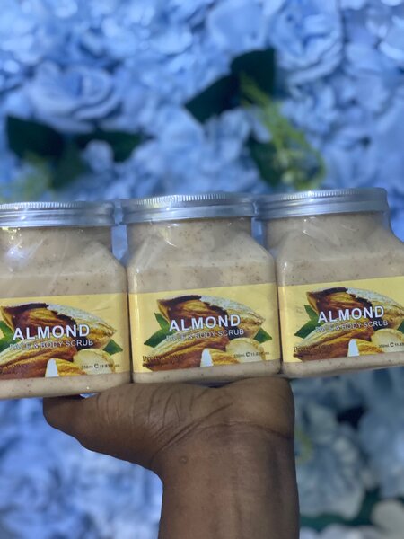 Gommage visage & Corps Amande