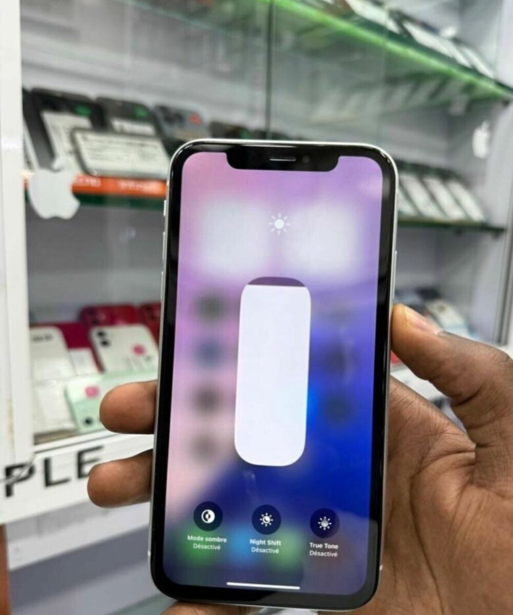 iPhone XR Blanc 64Go
