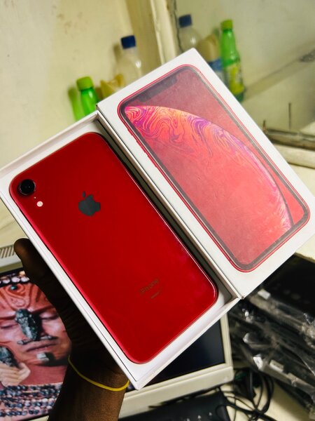 iPhone XR