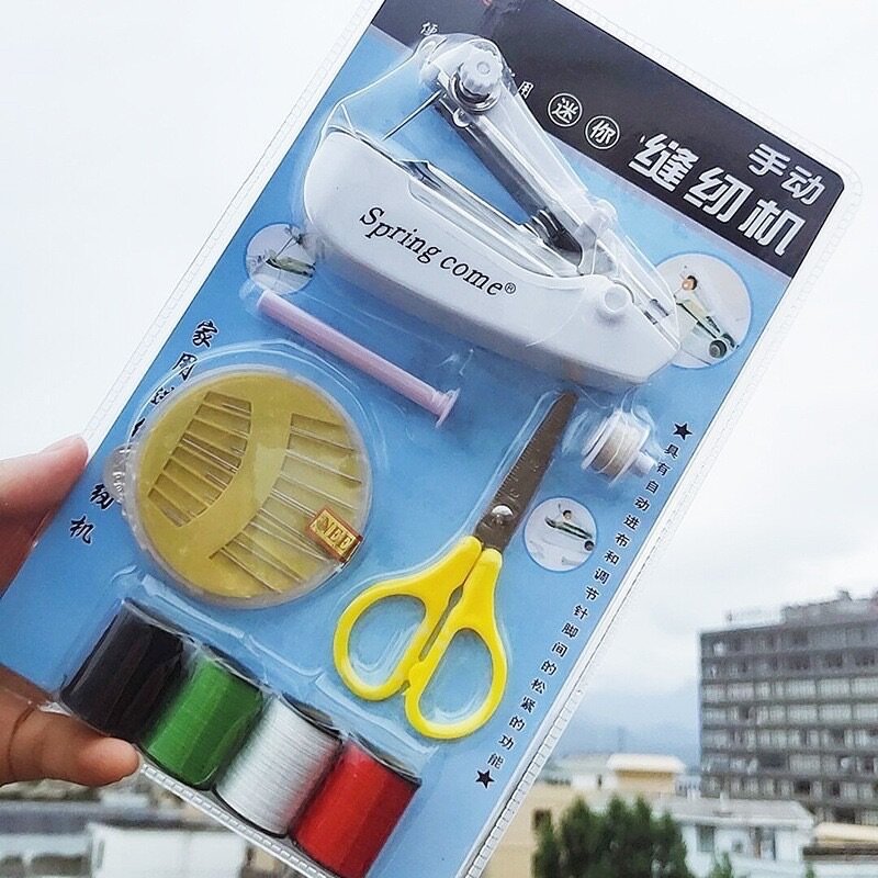 Mini Sewing Kit