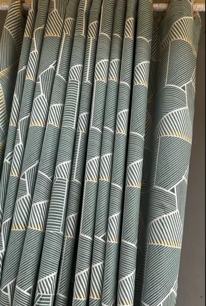 Reversible blackout curtains