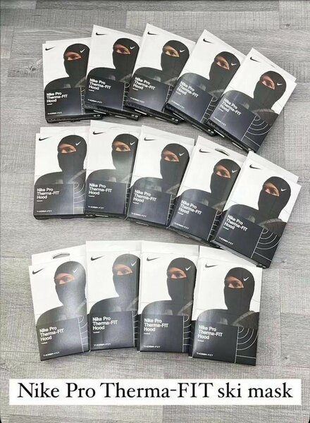 Nike Pro Therma-FIT Cagoule