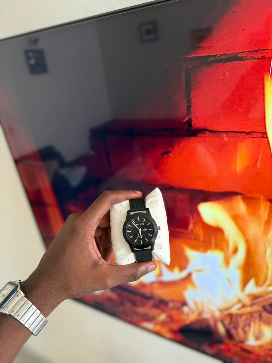 Montre élégante en acier inoxydable