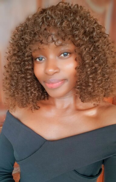 Malaysian curly fringe