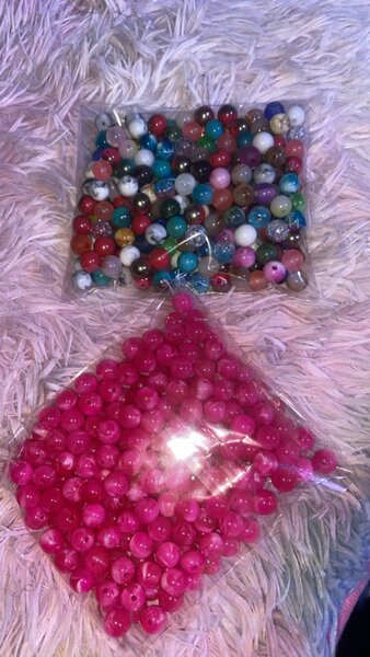 Perles colorées pour bijoux