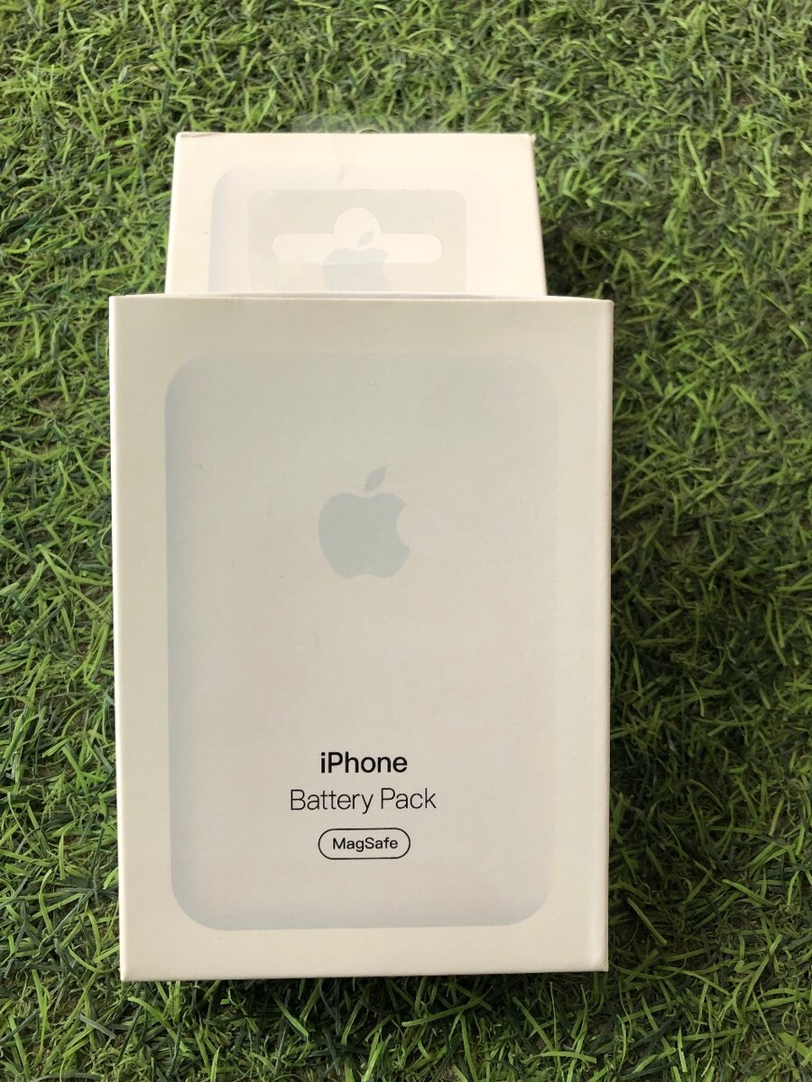 iPhone MagSafe battery packs