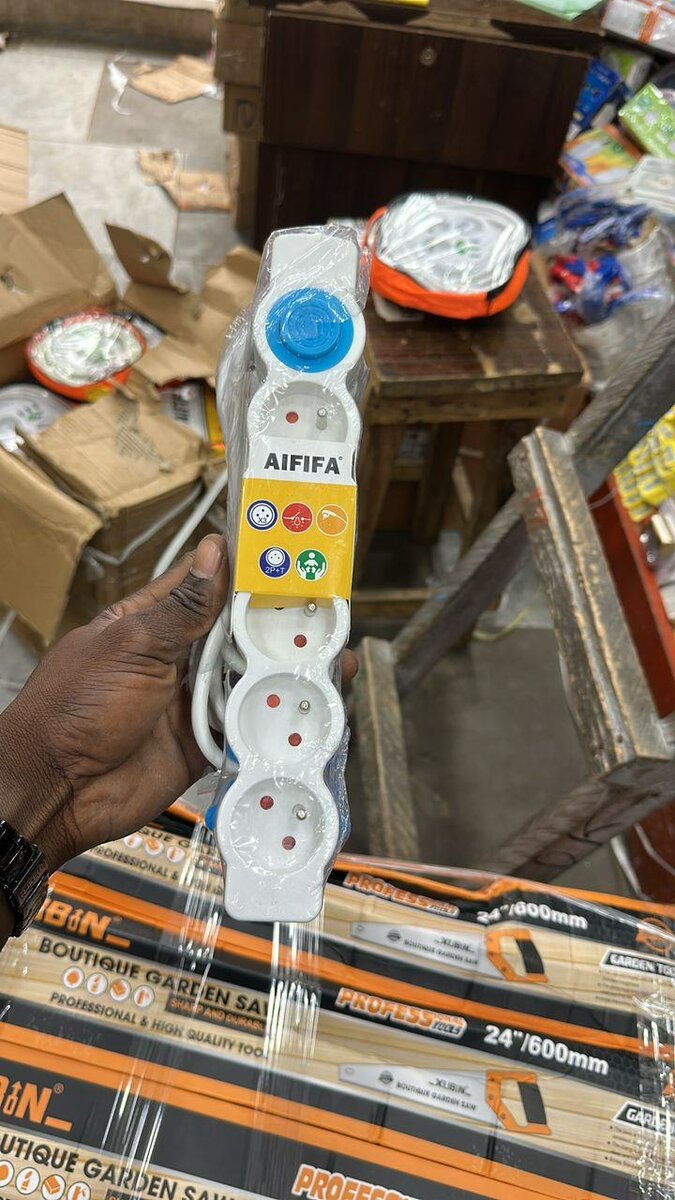 Multiprise électricité AiFiFA 4 prises