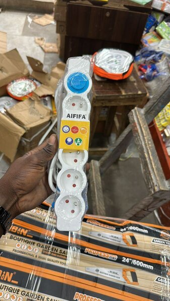 Multiprise électricité AiFiFA 4 prises