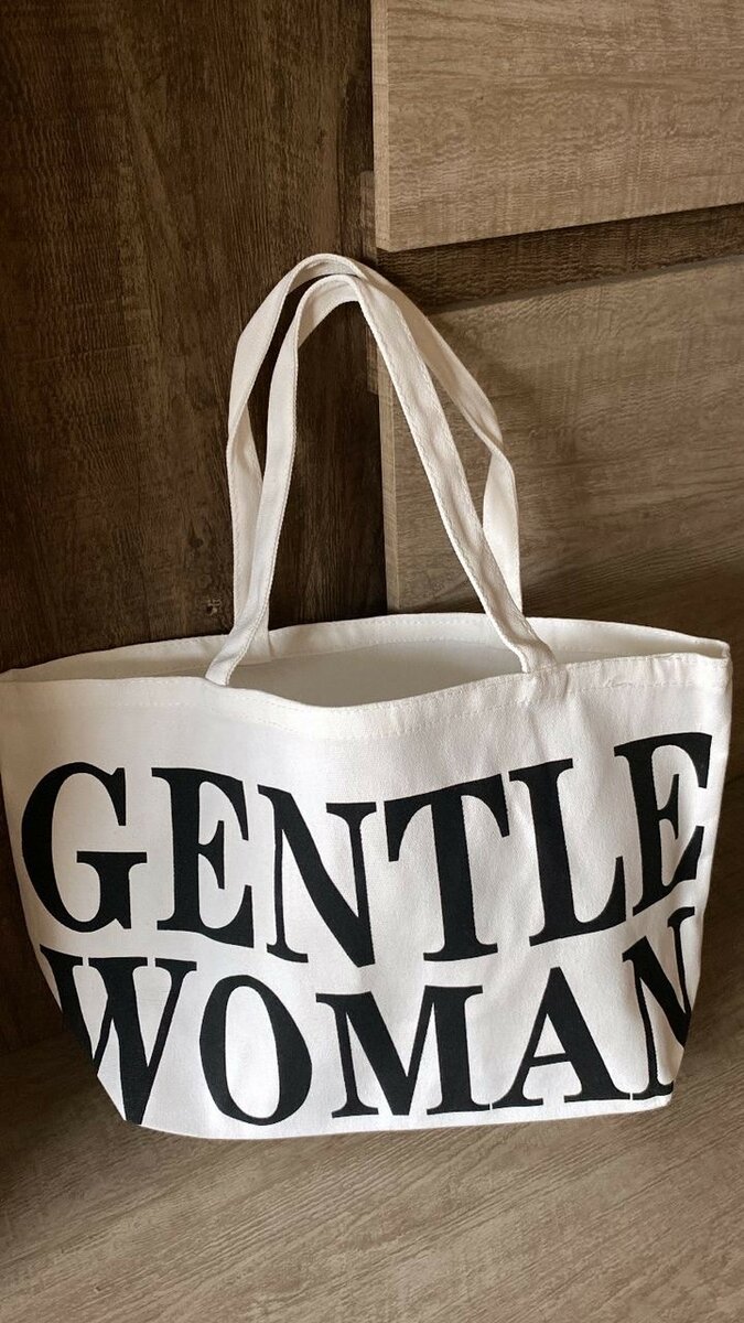 Sac gentlewoman