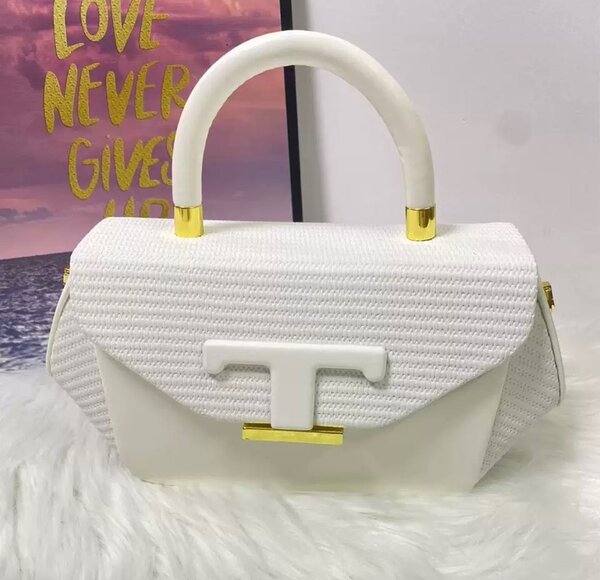 HIGH QUALITY CLUTCH BAG