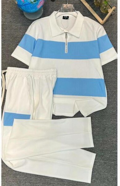 Ensemble sportswear rayé bleu et blanc