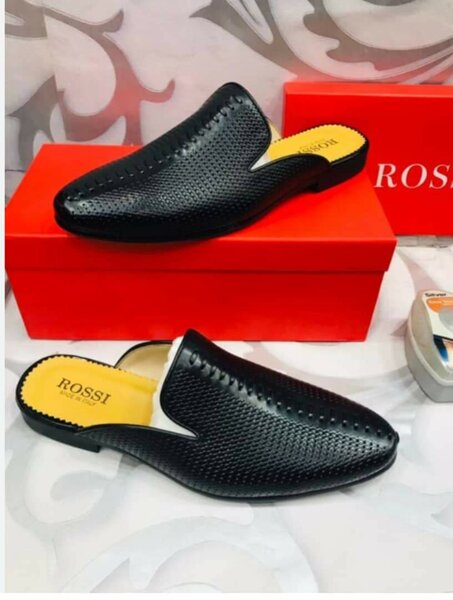 Half shoes