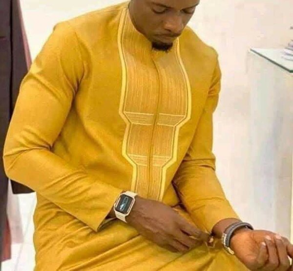 Boubou homme africain élégant