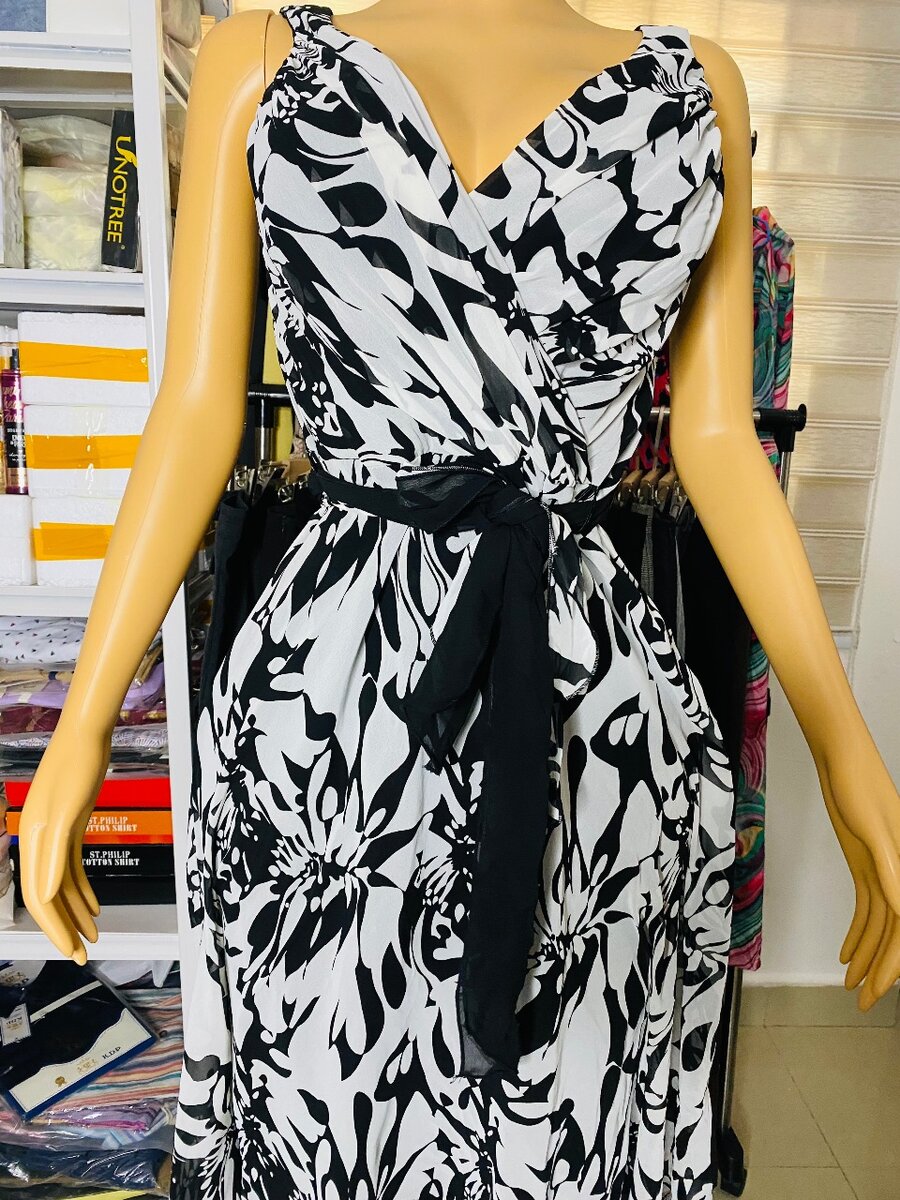 Ladies dress