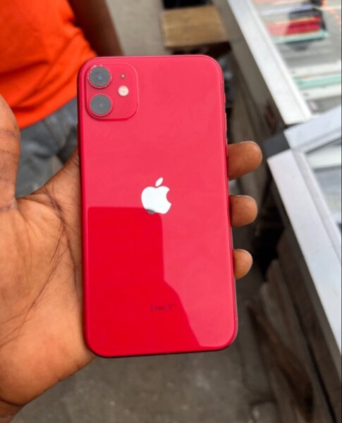 iPhone 11
