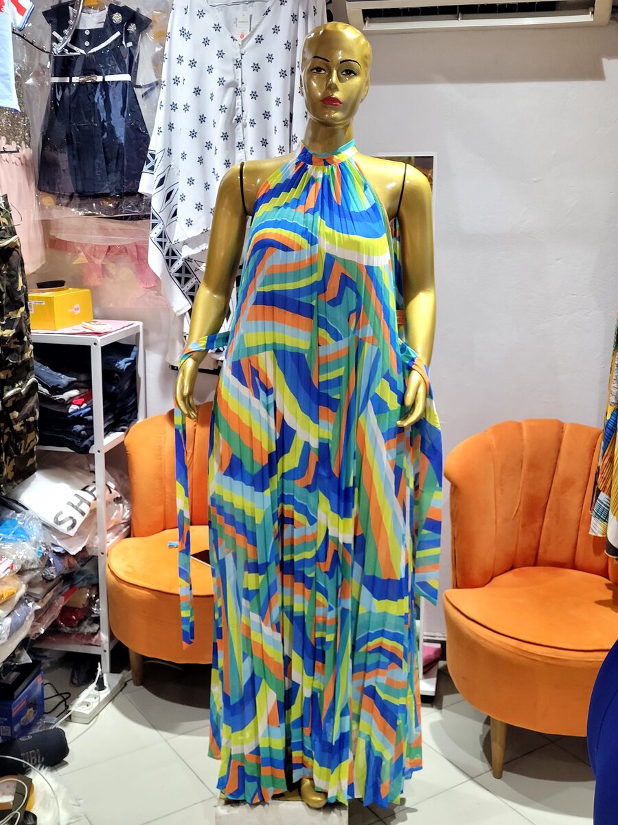 Robe longue plissée colorée