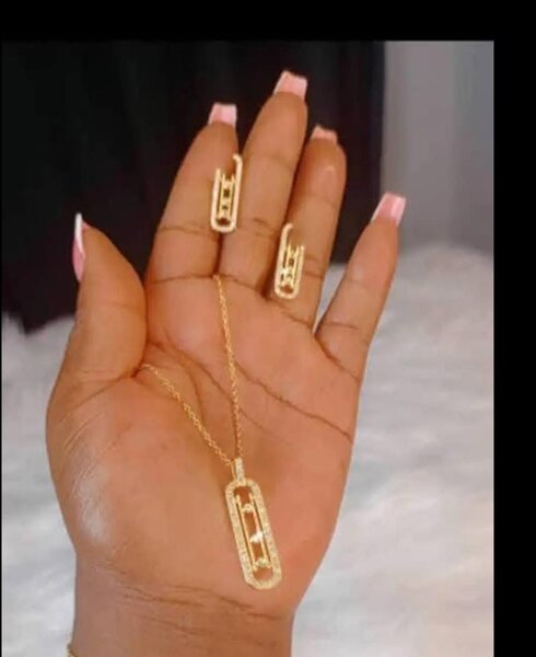 Ensemble de bijoux moderne