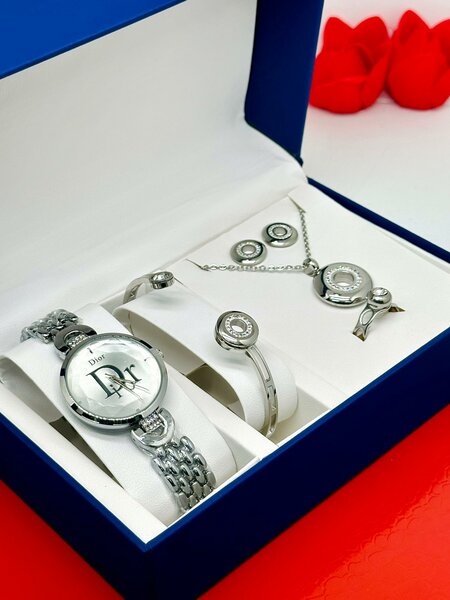 Élégant Coffret Cadeau Montre et Bijoux