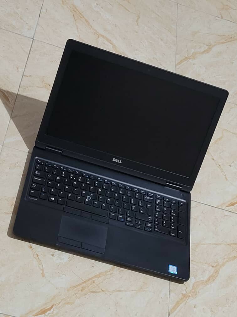 Dell Latitude e7240