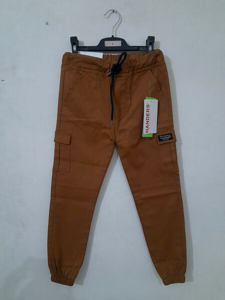 Six Pocket Cargo Pant