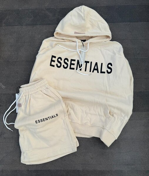 Ensemble Hoodie et Short Essentials