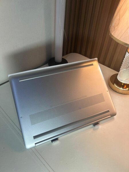 HP LAPTOP 15