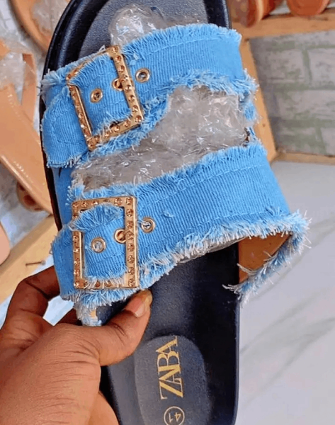 Sandales en denim à boucles