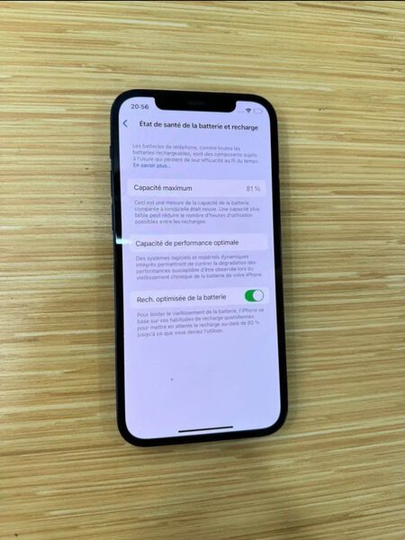 iPhone 12 64GB Bon État