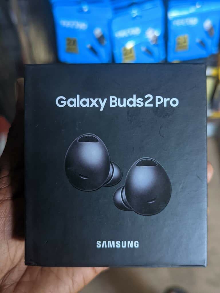 Samsung earbuds