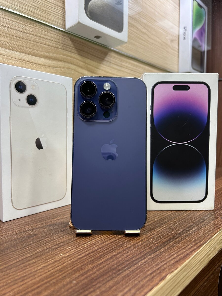 iPhone 14 pro 128G légère tache