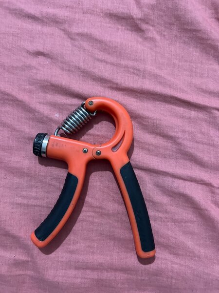 Pince de musculation réglable