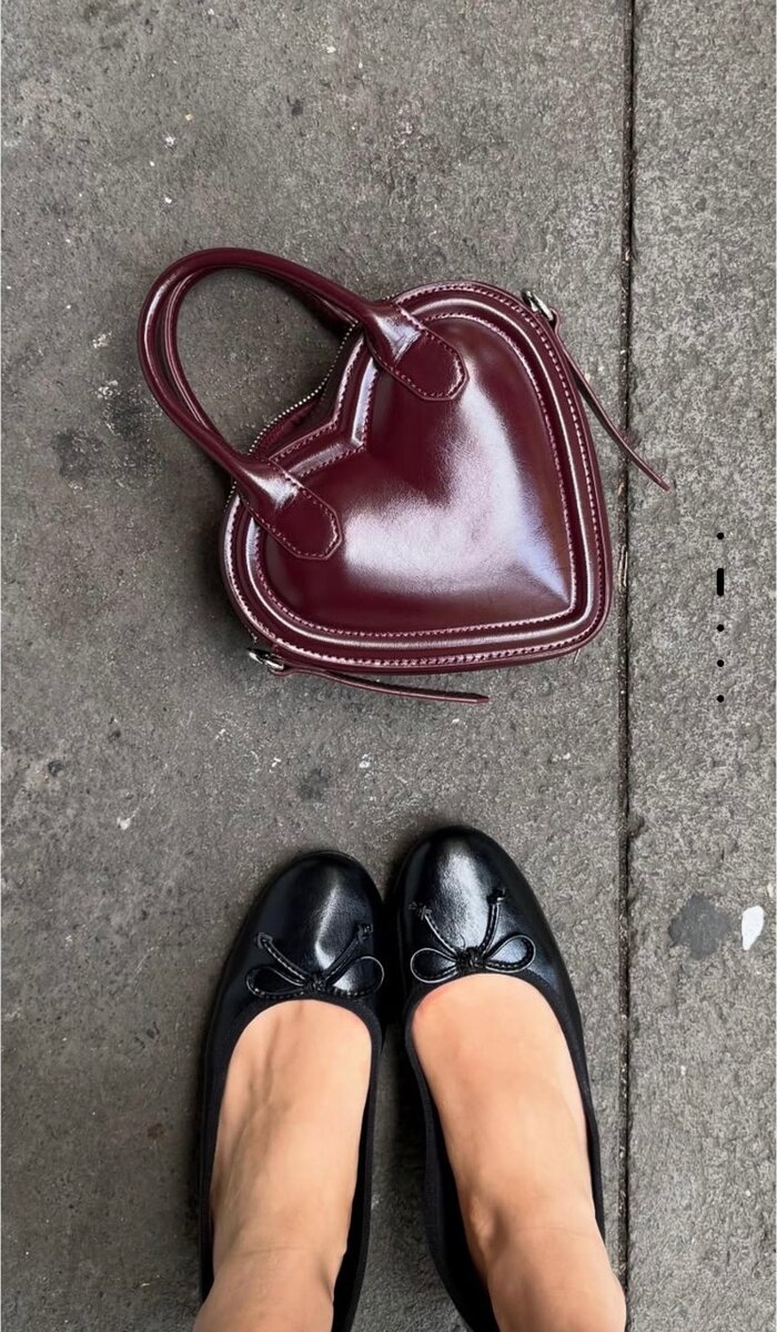 Mini-Sac Cœur Bordeaux BERSHKA