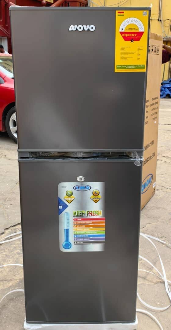 195L fridge Brand NOVO Top freezer fridge With same freezer