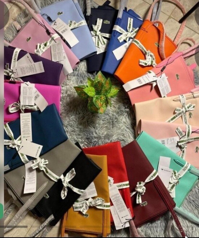 Sac cabas en similicuir coloré