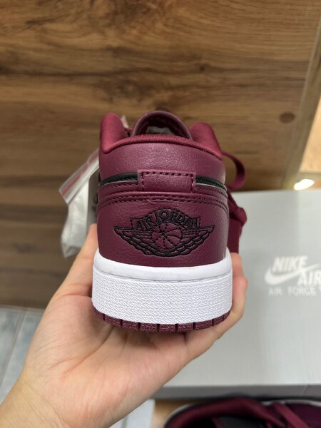 AIR JORDAN 1 LOW Premium