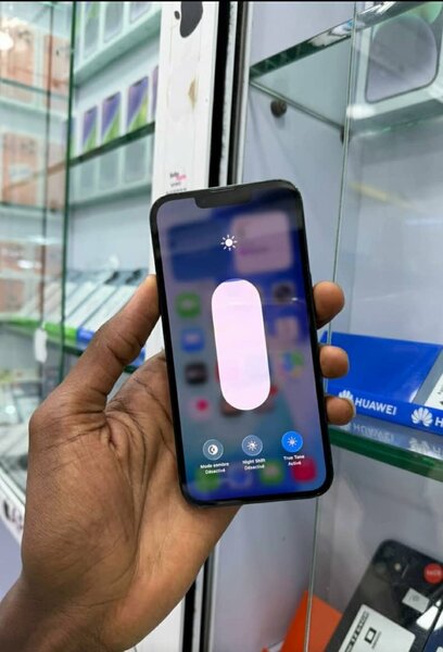 iPhone 13 Noir 128 Go