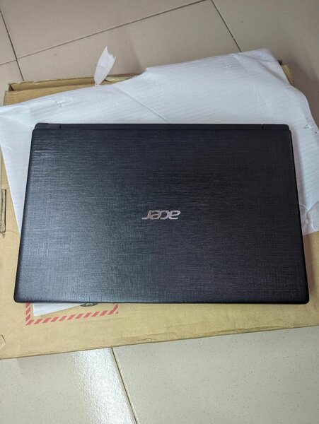 Acer Aspire A315-51, i3-8th Gen, 8GB, 256GB NVME SSD