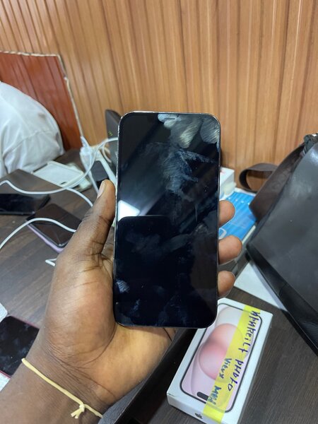 iPhone 12pro Max très propre