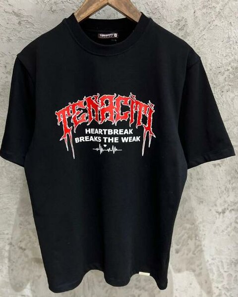 T-shirt noir graphique unisexe