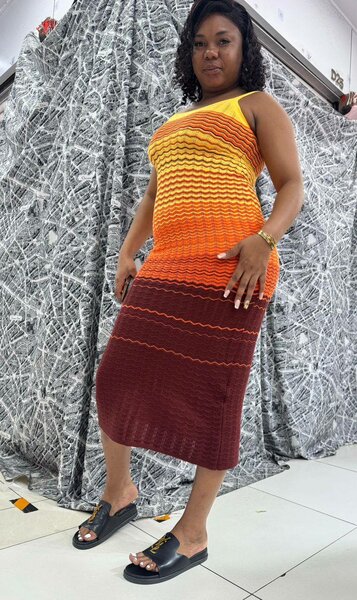 Robe Tricotée Multicolore Élégante