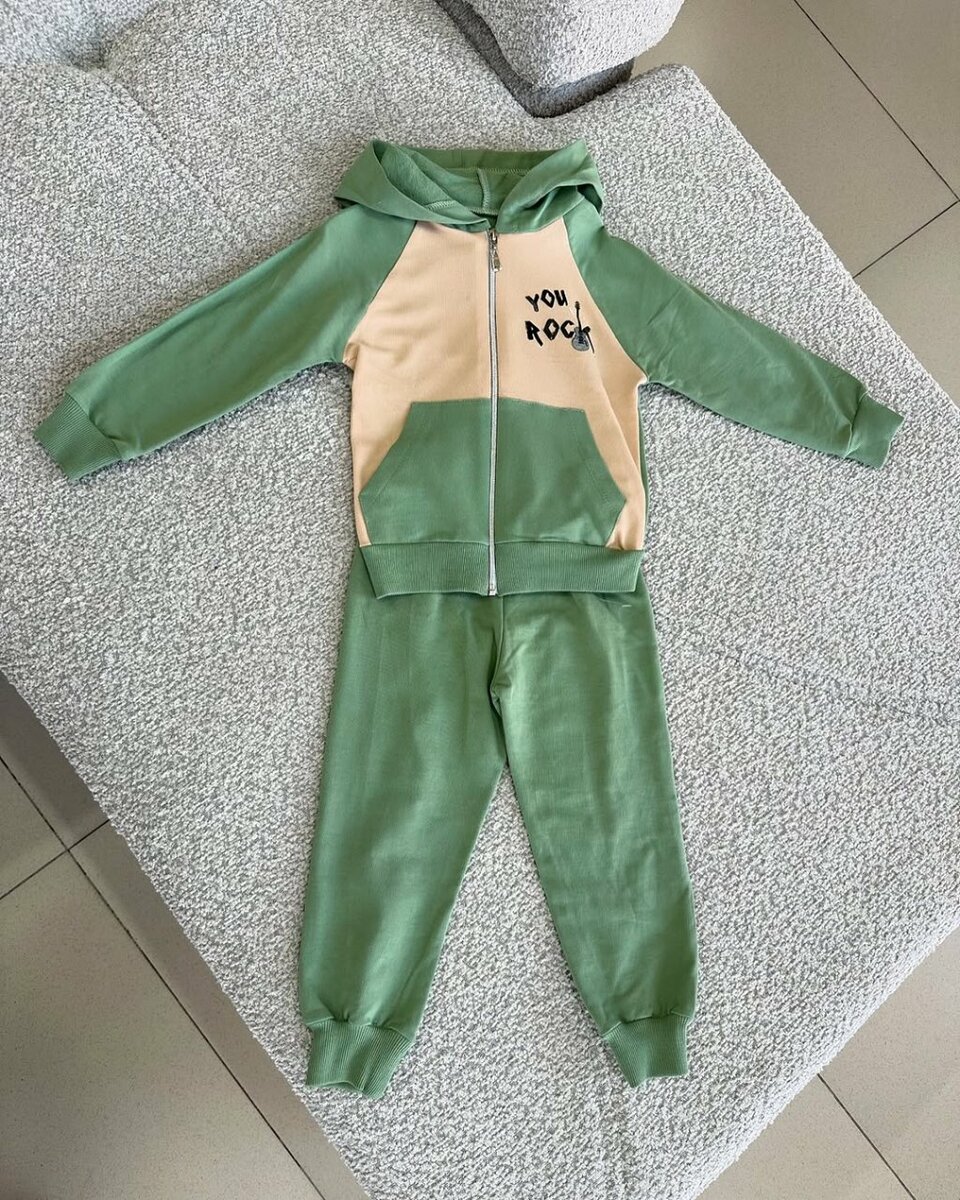 Спортивные двойки костюмы