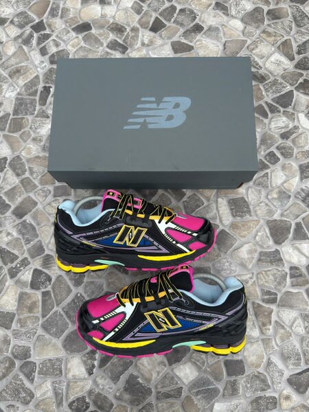 Chaussure NEW BALANCE