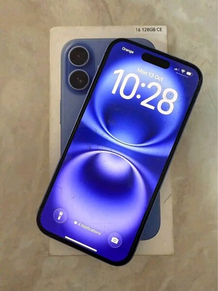 Iphone 16 simple