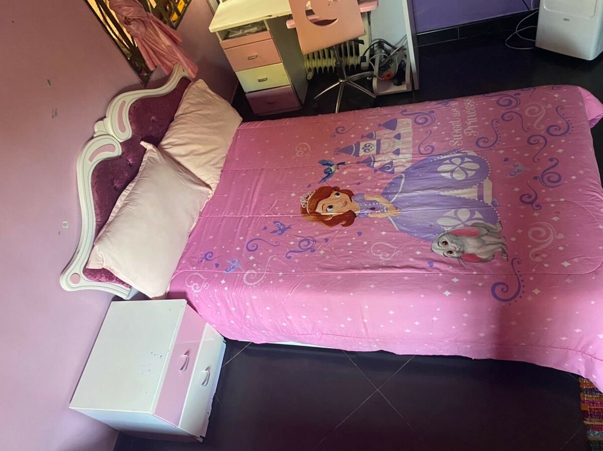 Girls bedroom set