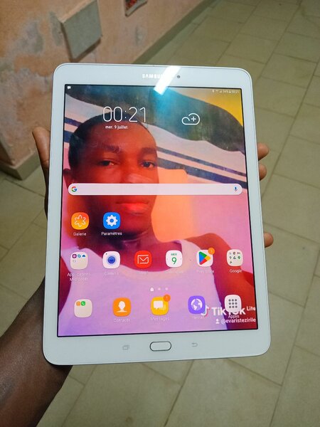 Tablette Samsung 9.7 pouces