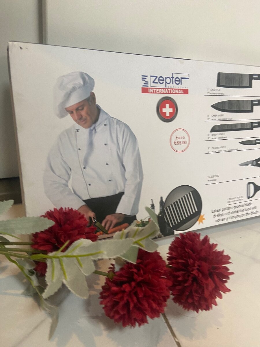 Zepter 6 pieces knife set .