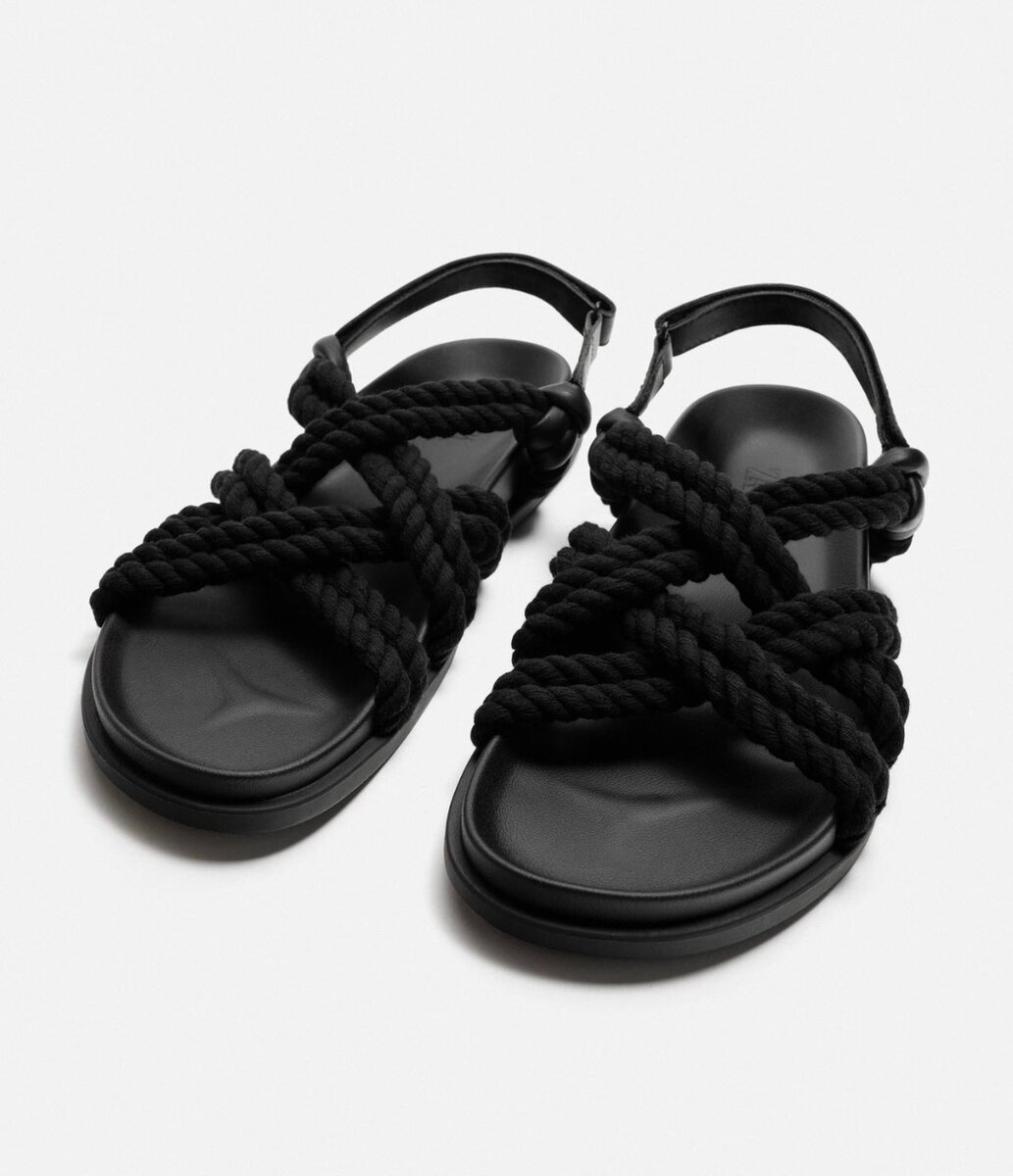 Sandales noires en corde zara