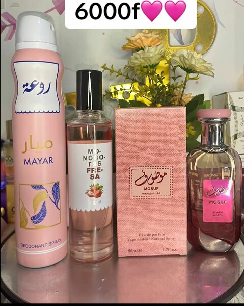 Ensemble de parfums floraux